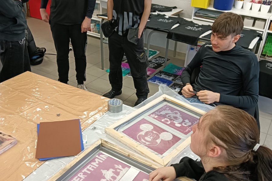 « Émergence » : sérigraphier pour faire rayonner sa créativité #649