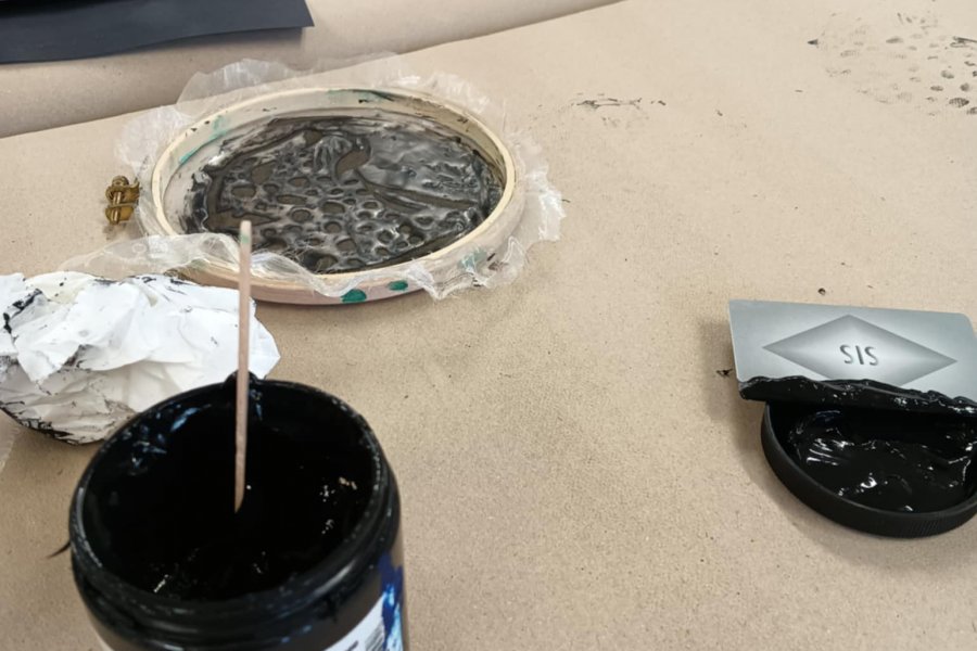 « Émergence » : sérigraphier pour faire rayonner sa créativité #649