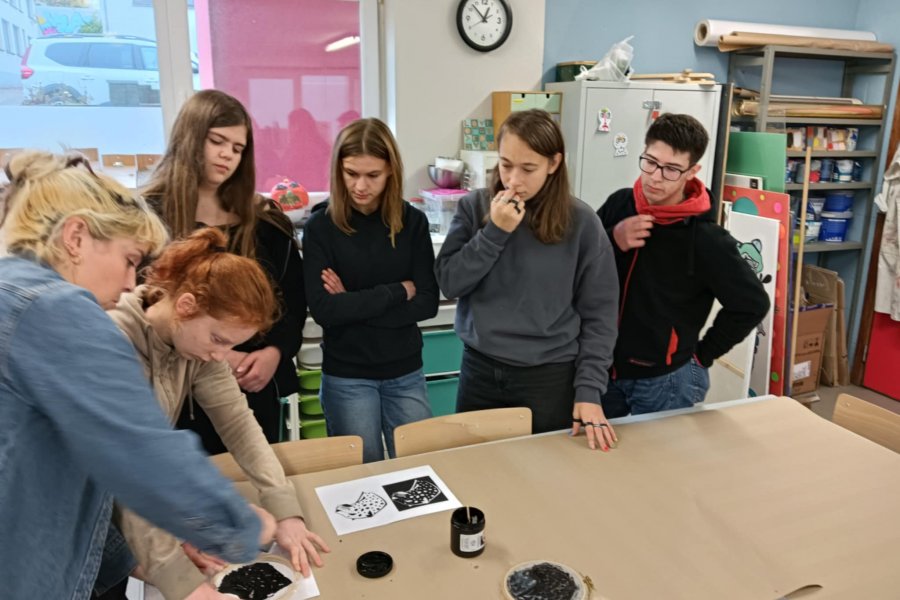 « Émergence » : sérigraphier pour faire rayonner sa créativité #649