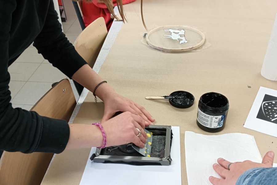 « Émergence » : sérigraphier pour faire rayonner sa créativité #649