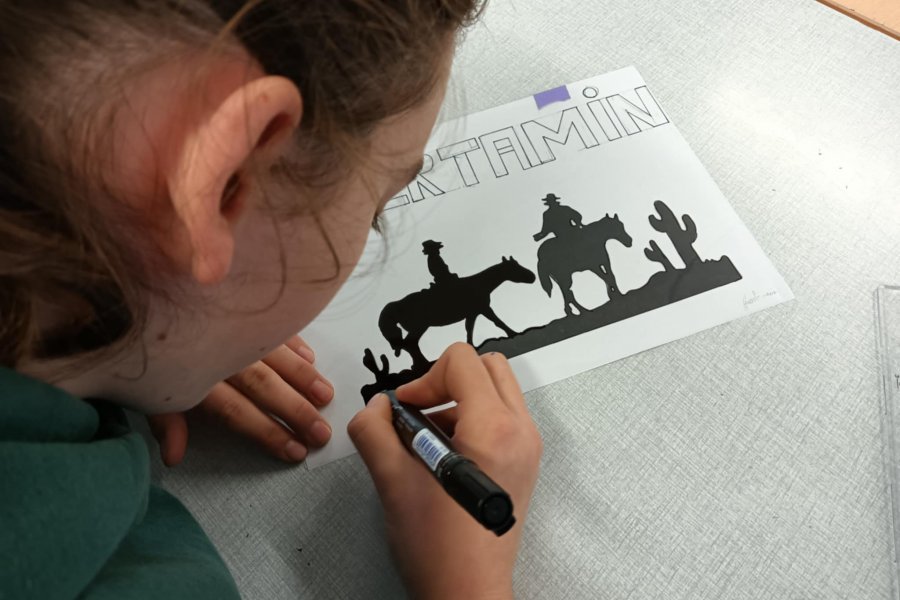 « Émergence » : sérigraphier pour faire rayonner sa créativité #649