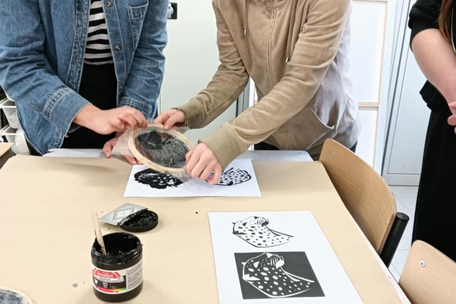 « Émergence » : sérigraphier pour faire rayonner sa créativité #649