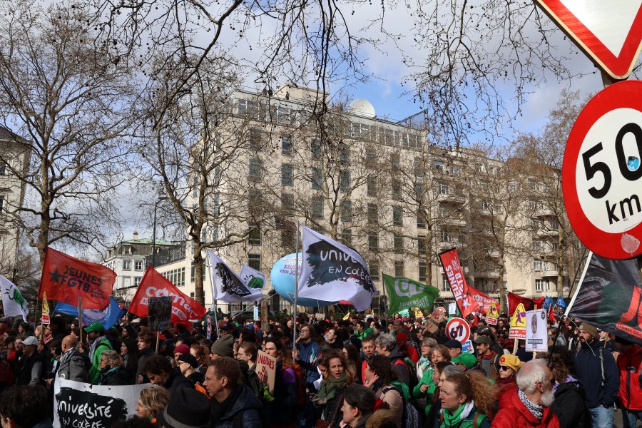 Notre secteur fortement mobilisé pour la manifestation nationale de ce 12 mars #659