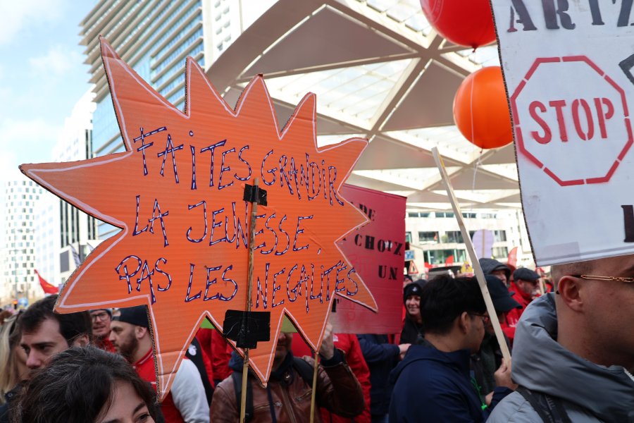 Notre secteur fortement mobilisé pour la manifestation nationale de ce 12 mars #659