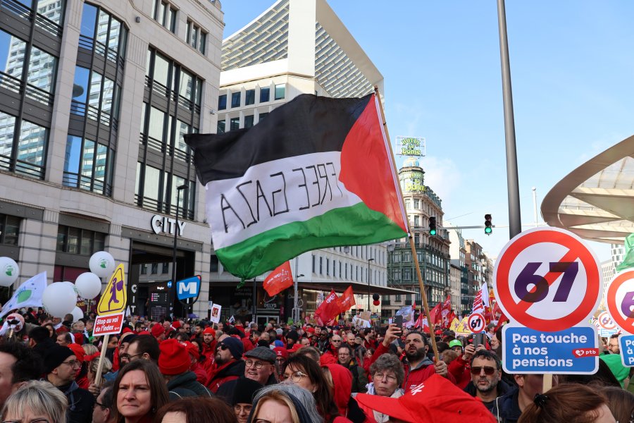 Notre secteur fortement mobilisé pour la manifestation nationale de ce 12 mars #659