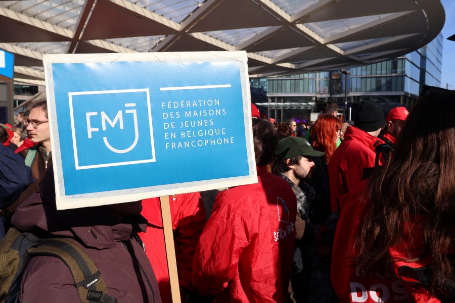 Notre secteur fortement mobilisé pour la manifestation nationale de ce 12 mars #659