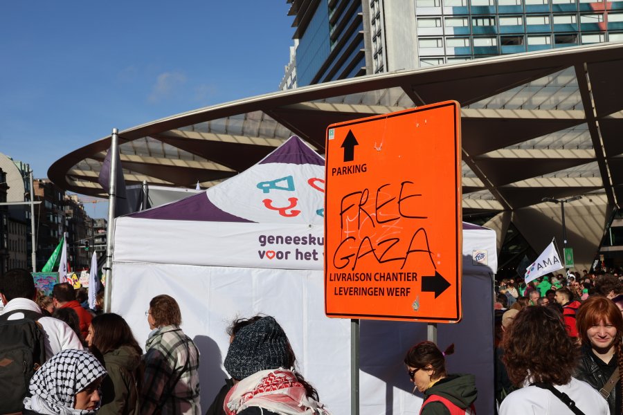 Notre secteur fortement mobilisé pour la manifestation nationale de ce 12 mars #659