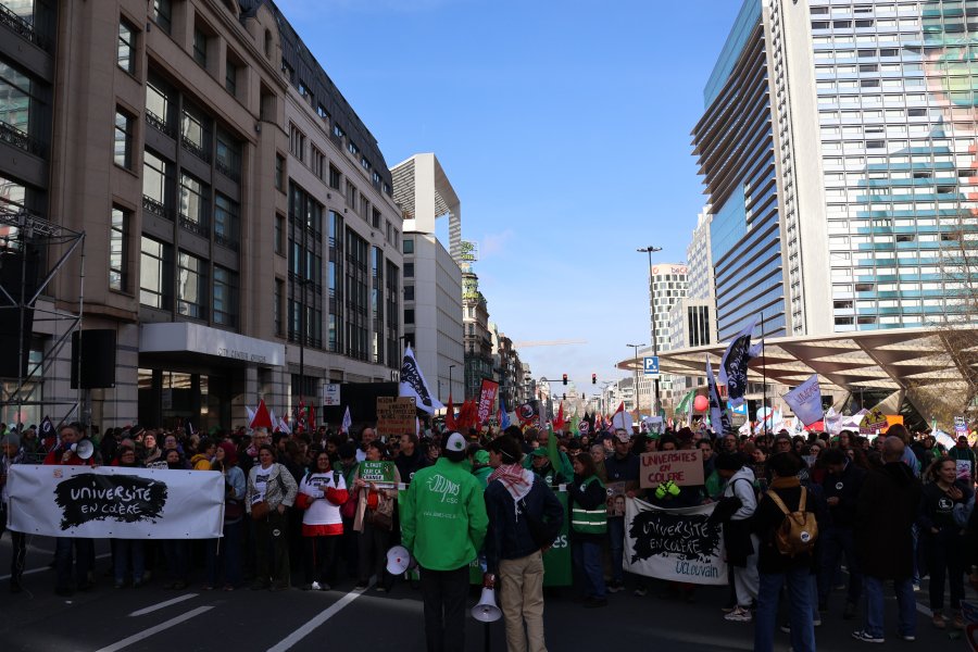 Notre secteur fortement mobilisé pour la manifestation nationale de ce 12 mars #659