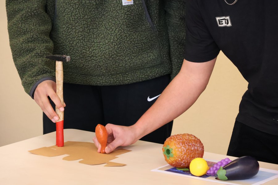 Le théâtre d'objets comme outil de lutte contre les discriminations #669