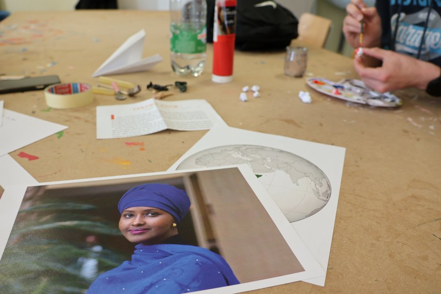 Le théâtre d'objets comme outil de lutte contre les discriminations #669