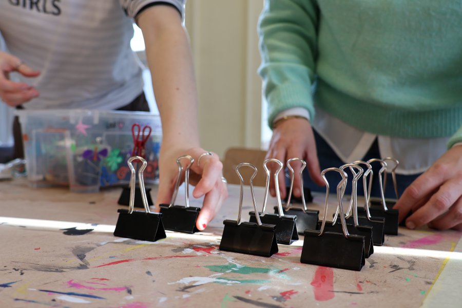 Le théâtre d'objets comme outil de lutte contre les discriminations #669