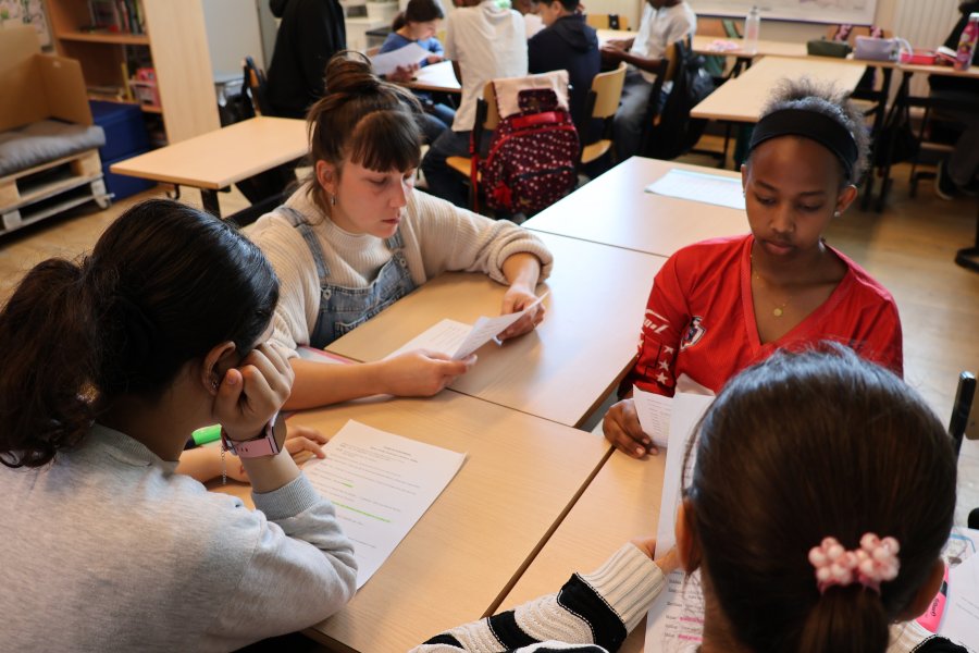 Des saynètes pour dénoncer les discriminations #675