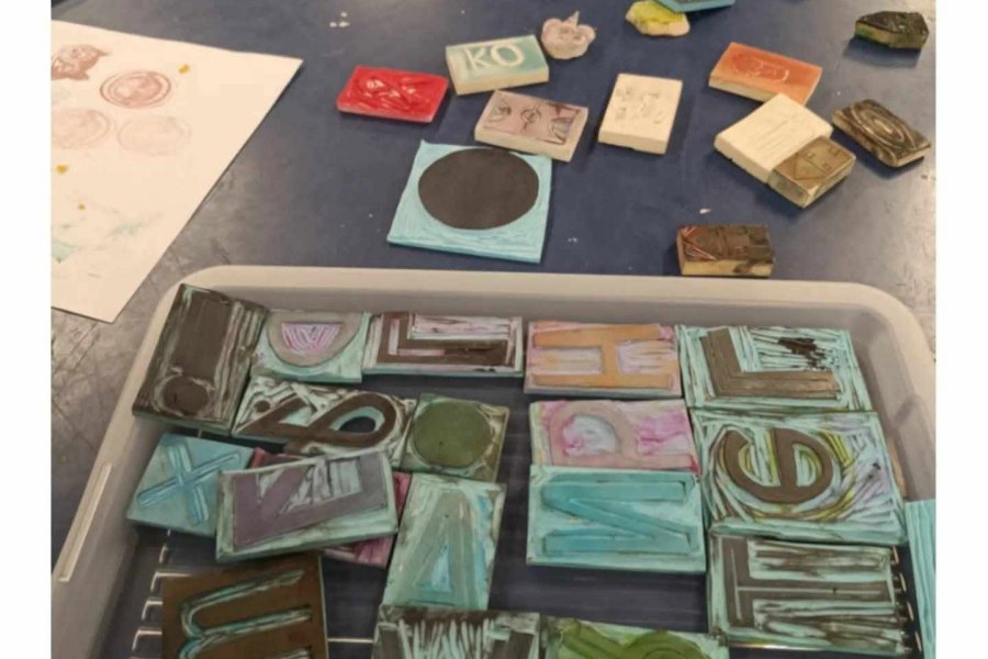 Atelier 'Collage et tampons - créer des images qui parlent' #685