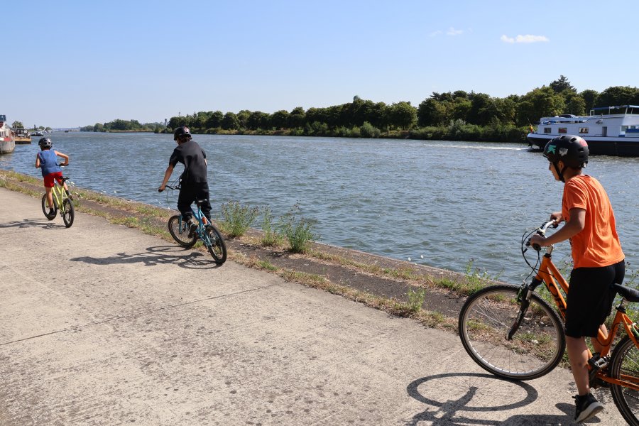 À la découverte du monde à vélo ! #695