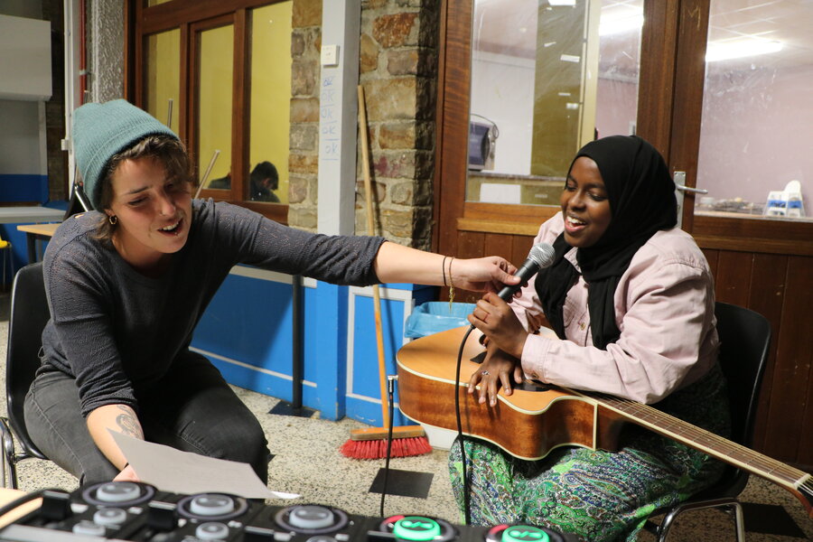 <em>Platines et Darboukas</em>, c’est s’exprimer en musique !