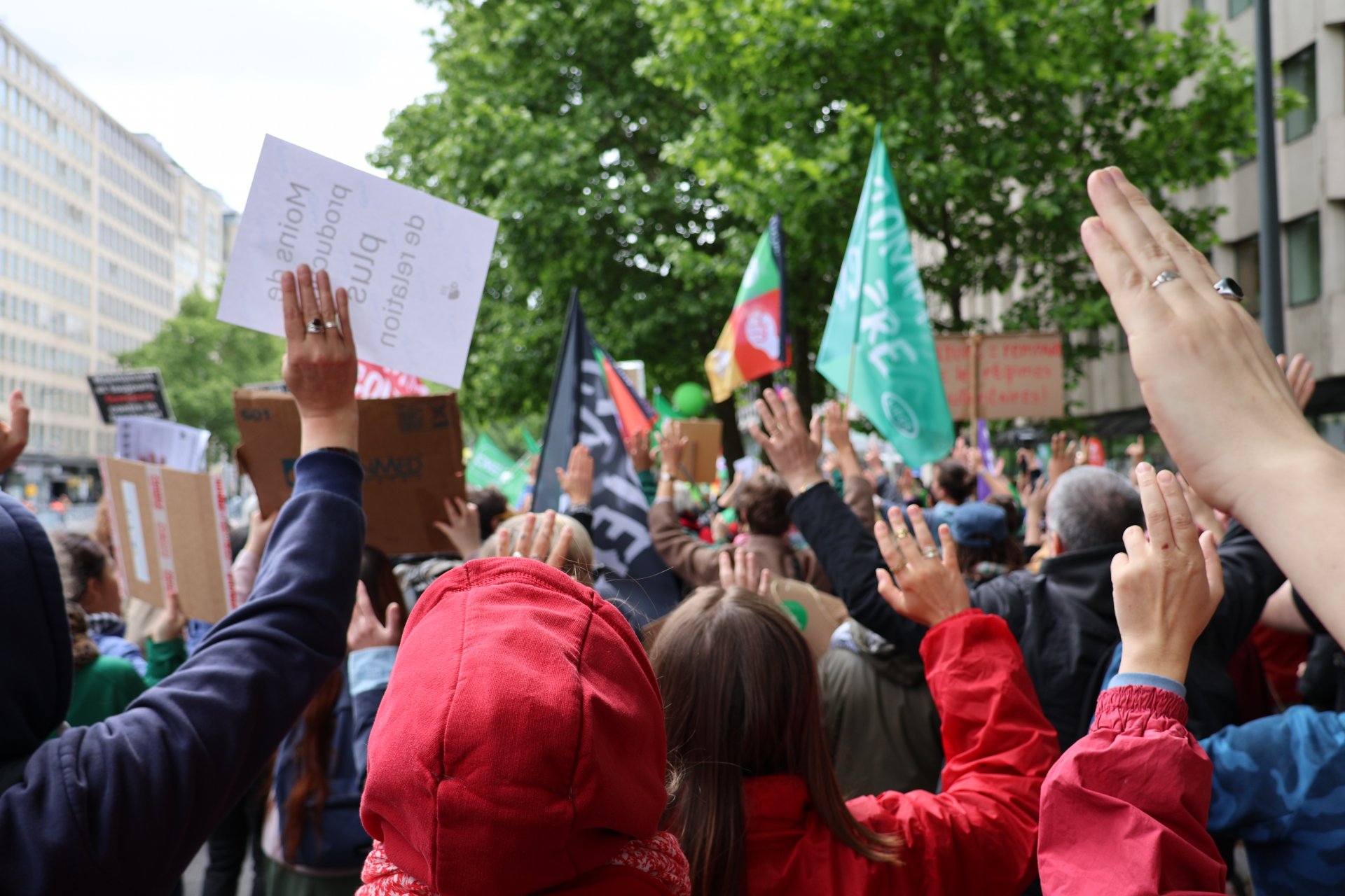 Créer des supports de manif ensemble pour rejoindre la mobilisation du 14/10