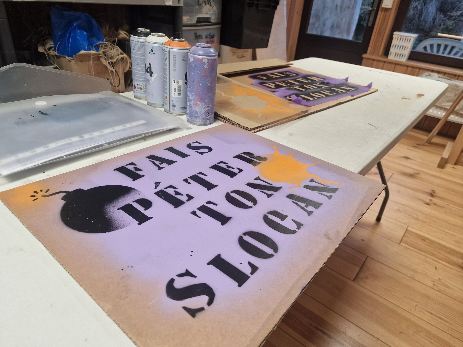 Fais p&eacute;ter ton slogan la veille de la manif !