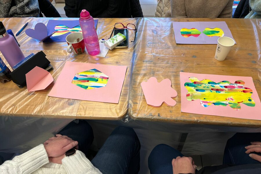 Premiers pas en arts plastiques avec les tout-petits