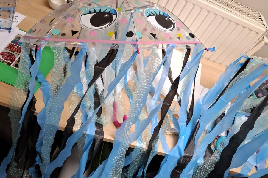 Danses, costumes et pestacles