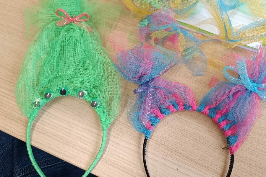 Danses, costumes et pestacles