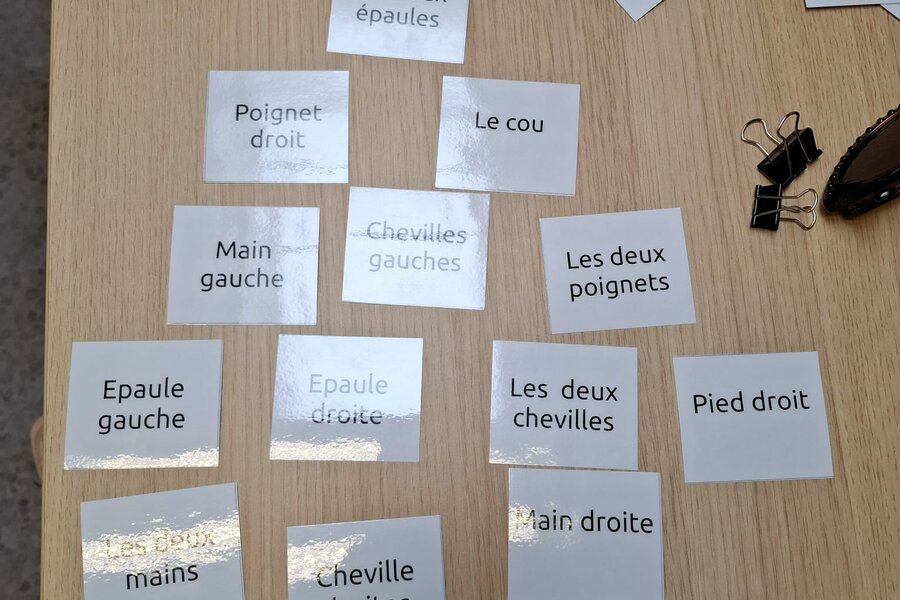 Danses, costumes et pestacles