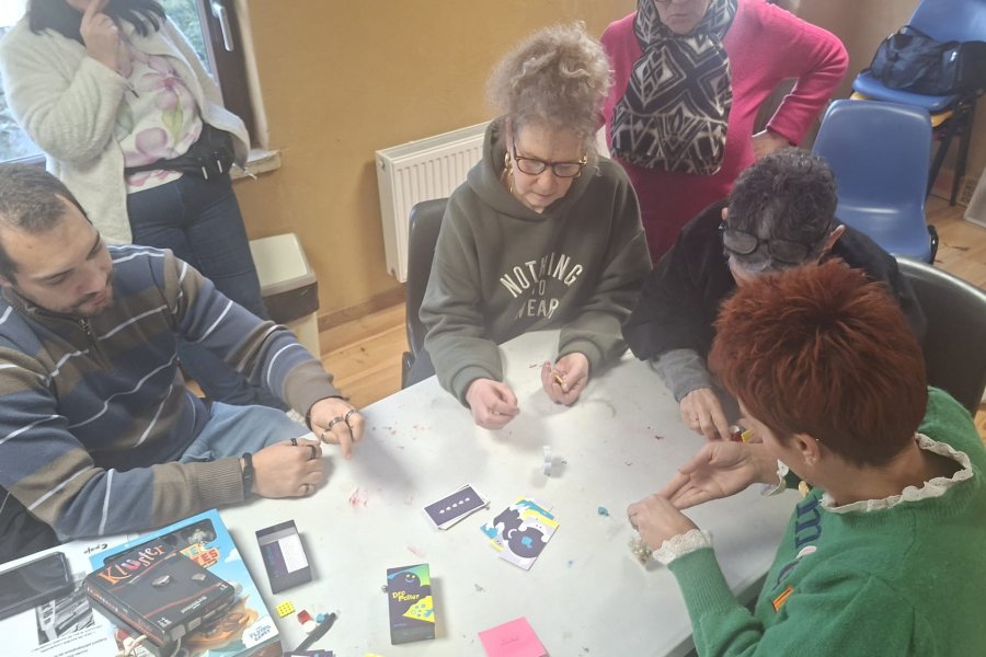 Jeux de société coopératifs